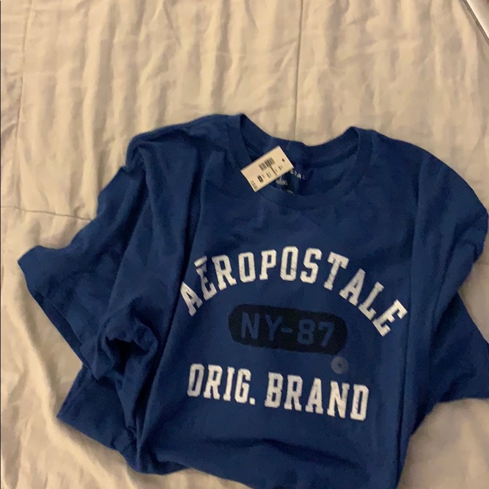 Men’s blue t-shirt